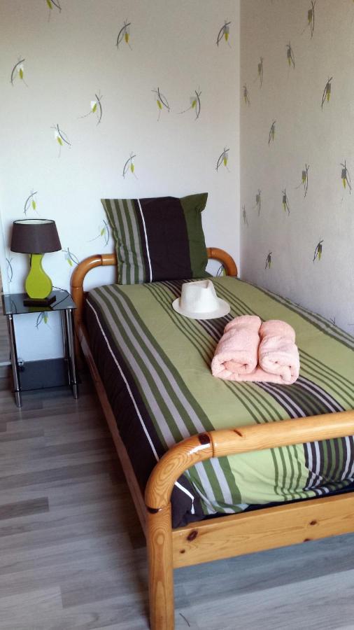3 Chambres Privees Dans Un Jardin D'Hiver, Garage Voiture, Velos, Motos Tourville-sur-Arques Kültér fotó